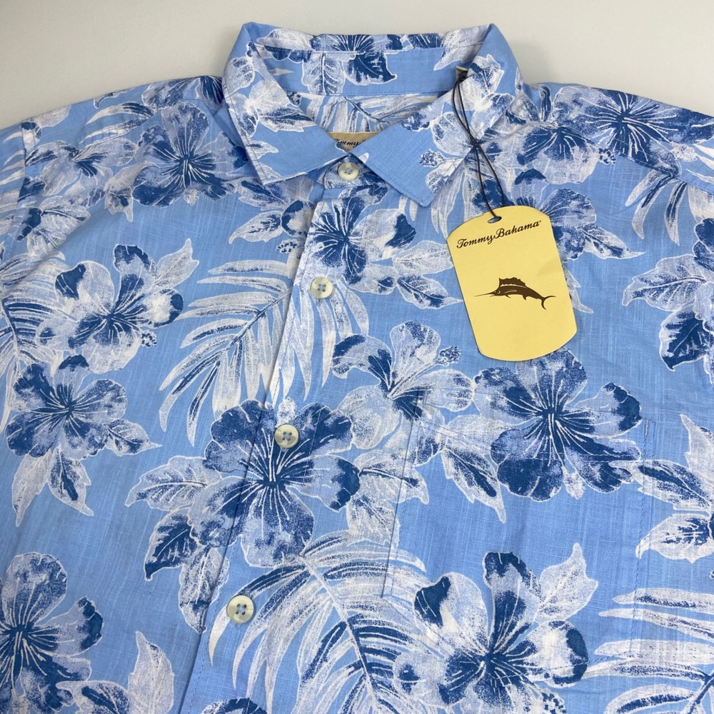 Tommy Bahama Mens L Light Sky Blue Floral Hibiscus Hawaiian Shirt NEW Cotton